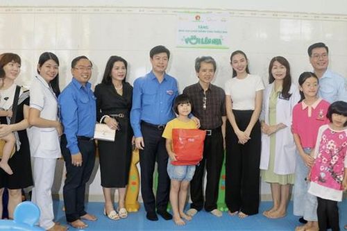 Trao gần 9 tỷ đồng bảo trợ trẻ mồ côi do đại dịch Covid-19