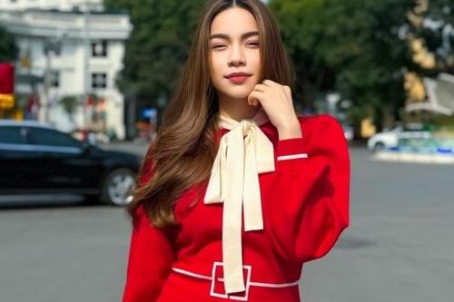 Khí chất ngút ngàn của 'nữ hoàng giải trí' Hồ Ngọc Hà