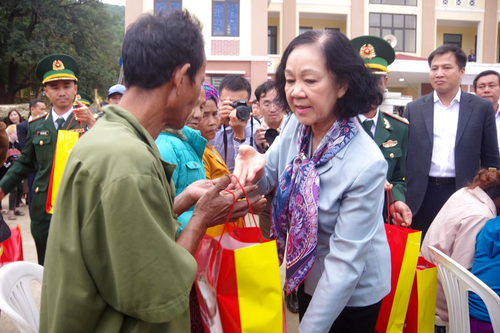 Tết ấm tình quân dân trên mọi miền biên giới