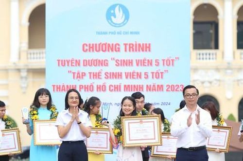 TPHCM tuyên dương Sinh viên 5 tốt