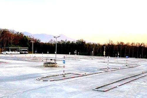 Kỷ luật chủ tịch xã cho thuê đất nông nghiệp làm cơ sở đào tạo lái xe