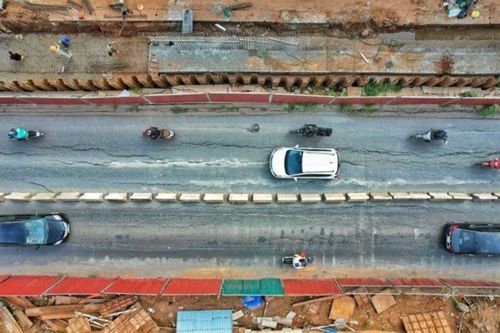Thêm đoạn đường bị cấm phục vụ thi công đường Âu Cơ