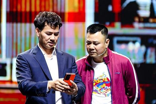 NSND Tự Long cùng bạn thân Xuân Bắc 'kể xấu vợ'