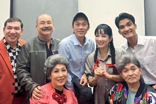 Hồng Vân, Xuân Hinh già nua bên Hoài Linh, Thanh Thanh Hiền trẻ trung không ngờ