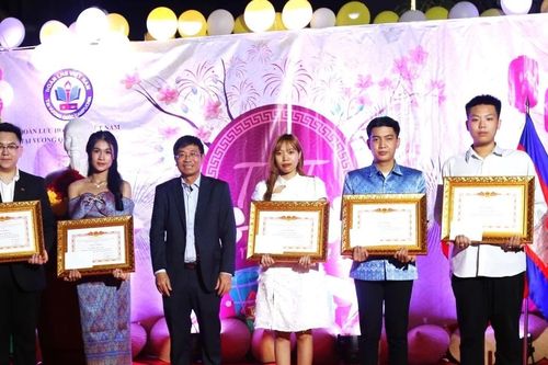Vui Tết sinh viên, đón Năm mới cùng lưu học sinh Việt Nam tại Campuchia