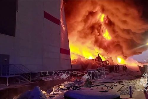 Vụ cháy lớn ở St. Petersburg được khoanh vùng