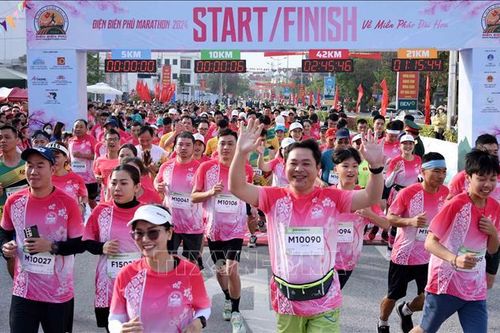 Gần 1.500 vận động viên trong nước và quốc tế dự giải chạy Điện Biên Phủ Marathon 2024
