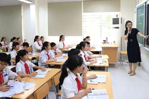 Bản tin 14/1: Hà Nội tăng 70.000 học sinh trong năm tới: Vẫn nóng tuyển sinh đầu cấp