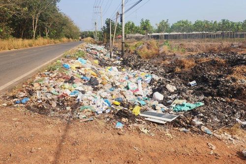 Bình Phước: Môi trường ô nhiễm từ bãi rác lộ thiên