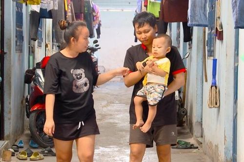 Mất việc cận Tết: Nỗi lo chồng nỗi lo