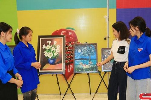 Chương trình vẽ tranh gây quỹ từ thiện