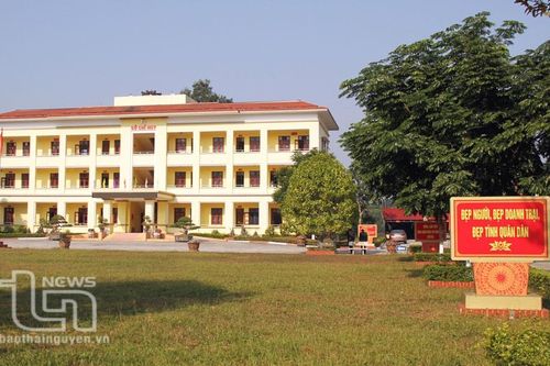 Để doanh trại luôn sáng, xanh, sạch, đẹp
