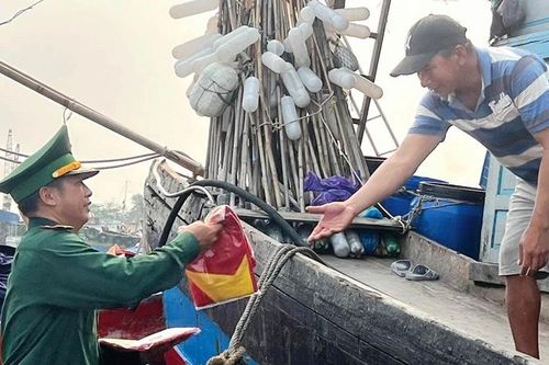 Lênh đênh nghiệp biển