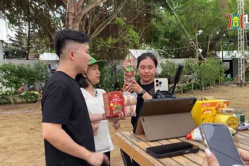 Kích cầu tiêu dùng qua thương mại điện tử dịp cuối năm