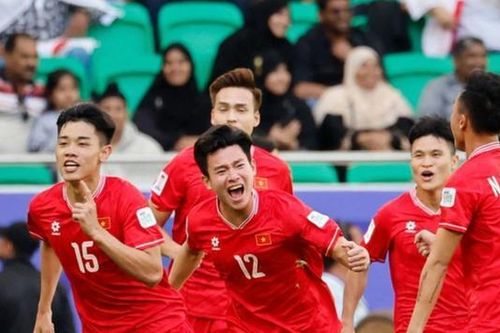 Đình Bắc tạo nên lịch sử sau siêu phẩm vào lưới Nhật Bản
