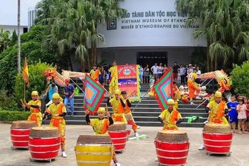 Giải trình về việc nâng cao hiệu quả sử dụng và quản lý các thiết chế văn hóa