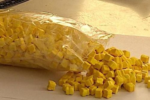 Bắt đối tượng mang thuốc lắc từ TPHCM ra Phan Thiết tiêu thụ
