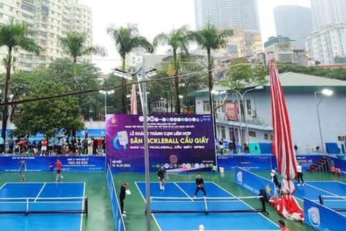 Cầu Giấy khánh thành cụm liên hợp sân Pickle ball lớn nhất miền Bắc