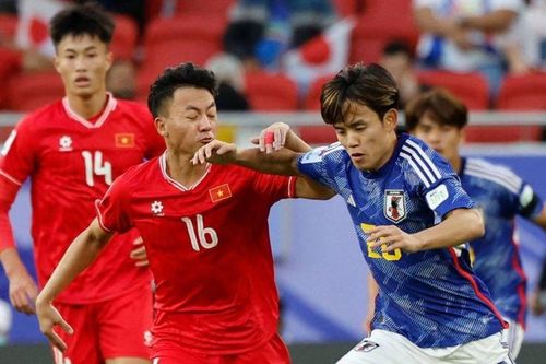 'Messi Nhật Bản' ngỡ ngàng vì khả năng kiểm soát bóng của ĐT Việt Nam