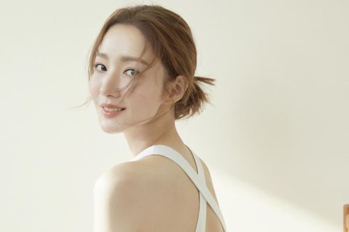 Park Min Young bị tố nhận 250 triệu won của đại gia tiền ảo