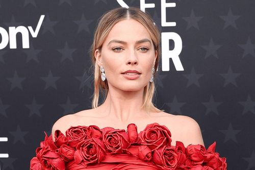 Dàn sao mặc đẹp nhất thảm đỏ Critics Choice Awards 2024