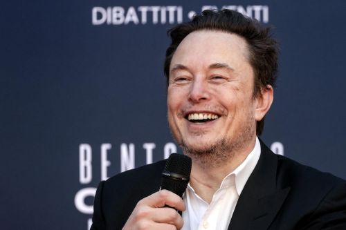 Đam mê đọc tiểu thuyết giả tưởng và khoa học viễn tưởng của Elon Musk