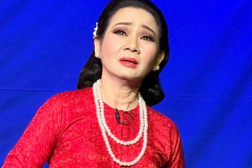 Hoàng Trinh, ngôi sao sân khấu trầm lặng