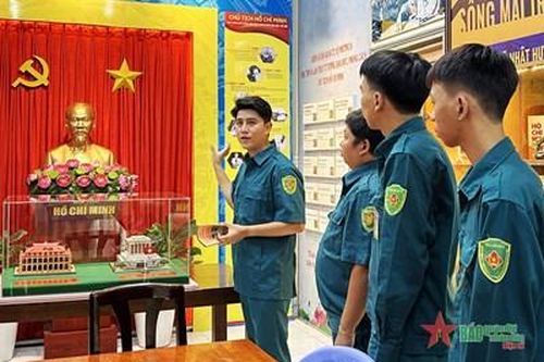 'Cha đẻ' của nhiều mô hình thiết thực