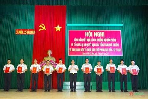 Lữ đoàn 125, Vùng 2 Hải quân công bố quyết định sáp nhập phòng Hậu cần và phòng Kỹ thuật