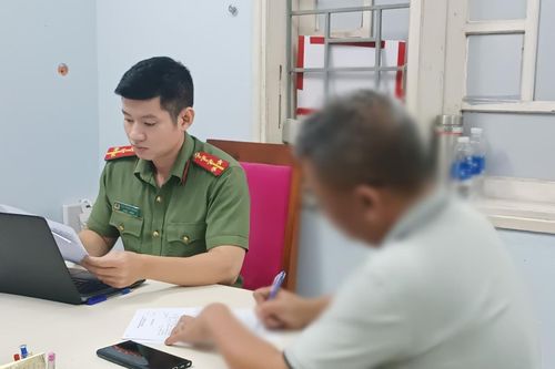 Không có chuyện ngang nhiên tháo trộm lốp ô tô trên đường phố Đà Nẵng