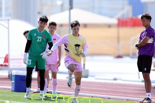 Văn Trường: 'Asian Cup có VAR nên Indonesia không thể chơi tiểu xảo'