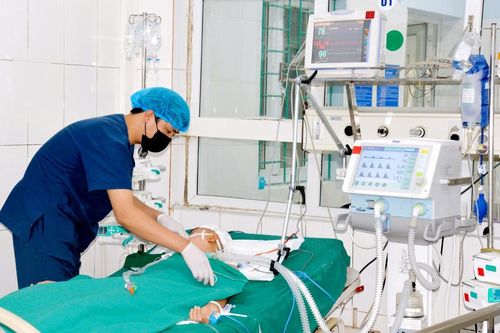 Nam sinh ở Hà Giang bị bạn đánh chấn thương sọ não