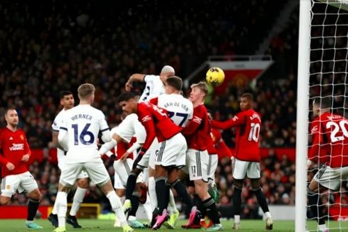 Tottenham khiến Man Utd chia điểm tại Old Trafford