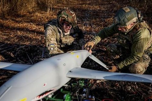 Xung đột Nga - Ukraine ngày 15/1: Ukraine kêu gọi người dân học lắp ráp máy bay không người lái tại nhà
