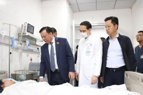 Người sống sót trong vụ cháy thương tâm ở phố cổ Hà Nội hiện ra sao?