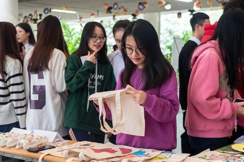 Teen AMS cùng chung tay bảo vệ môi trường