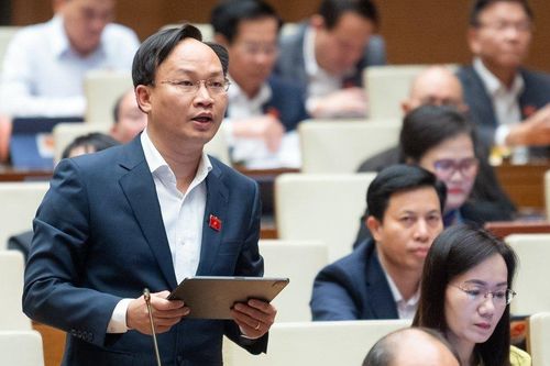 Băn khoăn khi ngân hàng thương mại làm đại lý bảo hiểm