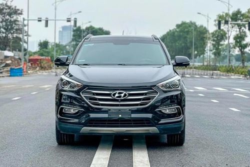 Hyundai Santa Fe cũ 'bay' hơn nửa tỷ đồng sau 7 năm lăn bánh
