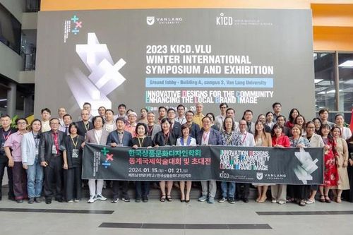 Trường ĐH Văn Lang tổ chức Triển lãm quốc tế thiết kế sáng tạo cho cộng đồng