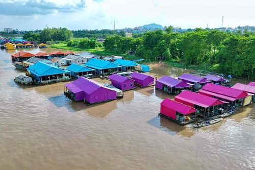 Chuẩn bị ra mắt sản phẩm du lịch 'Làng bè sắc màu ngã ba sông Châu Đốc'
