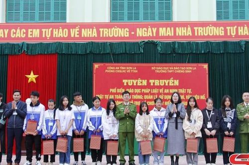 Tuyên truyền, phổ biến giáo dục pháp luật cho học sinh