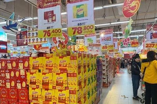 Bánh kẹo Việt 'lên ngôi' dịp Tết Giáp Thìn