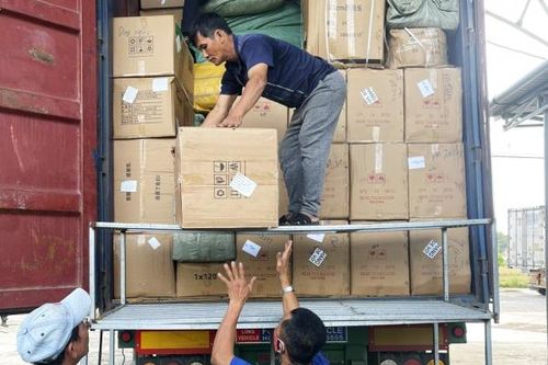 Xe tải chở lô hàng hơn 1 tỷ đồng không có giấy tờ hợp pháp