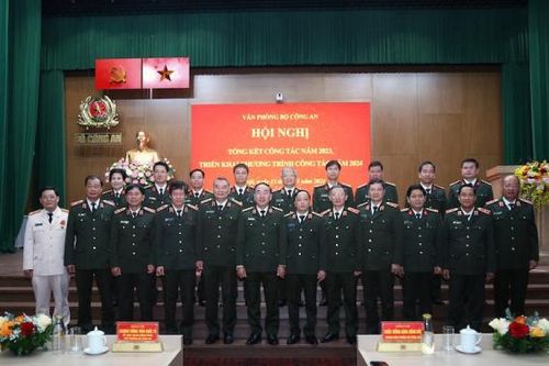 Làm tốt công tác tham mưu chiến lược, hoàn thành thắng lợi nhiệm vụ