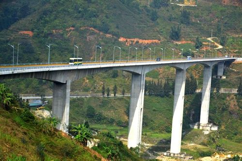 Chưa thu phí đường nối cao tốc Nội Bài- Lào Cai đến Sa Pa