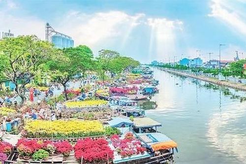 Tham quan và trải nghiệm hương sắc mùa xuân