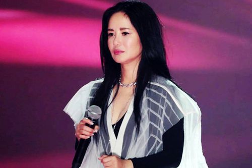 Bị đồn xin rút trước chung kết 'Chị đẹp đạp gió rẽ sóng', Hồng Nhung nói gì?