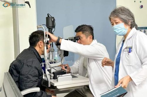 Bệnh viện Mắt Hà Nội 2 và Bệnh viện Mắt Quốc gia Singapore hợp tác hội chẩn cho các ca bệnh khó về giác mạc