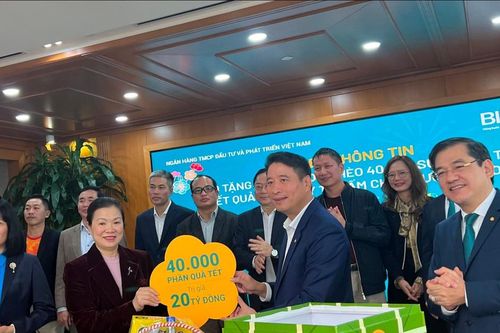 BẢN TIN MẶT TRẬN: 40 nghìn suất quà Tết trị giá 20 tỷ đồng gửi tới người nghèo