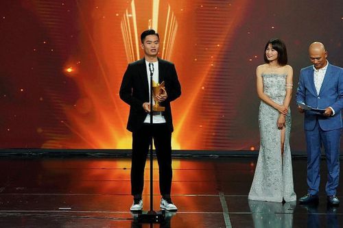 Quang Huy, Thanh Thúy giành giải VĐV của năm ở Cúp Chiến thắng